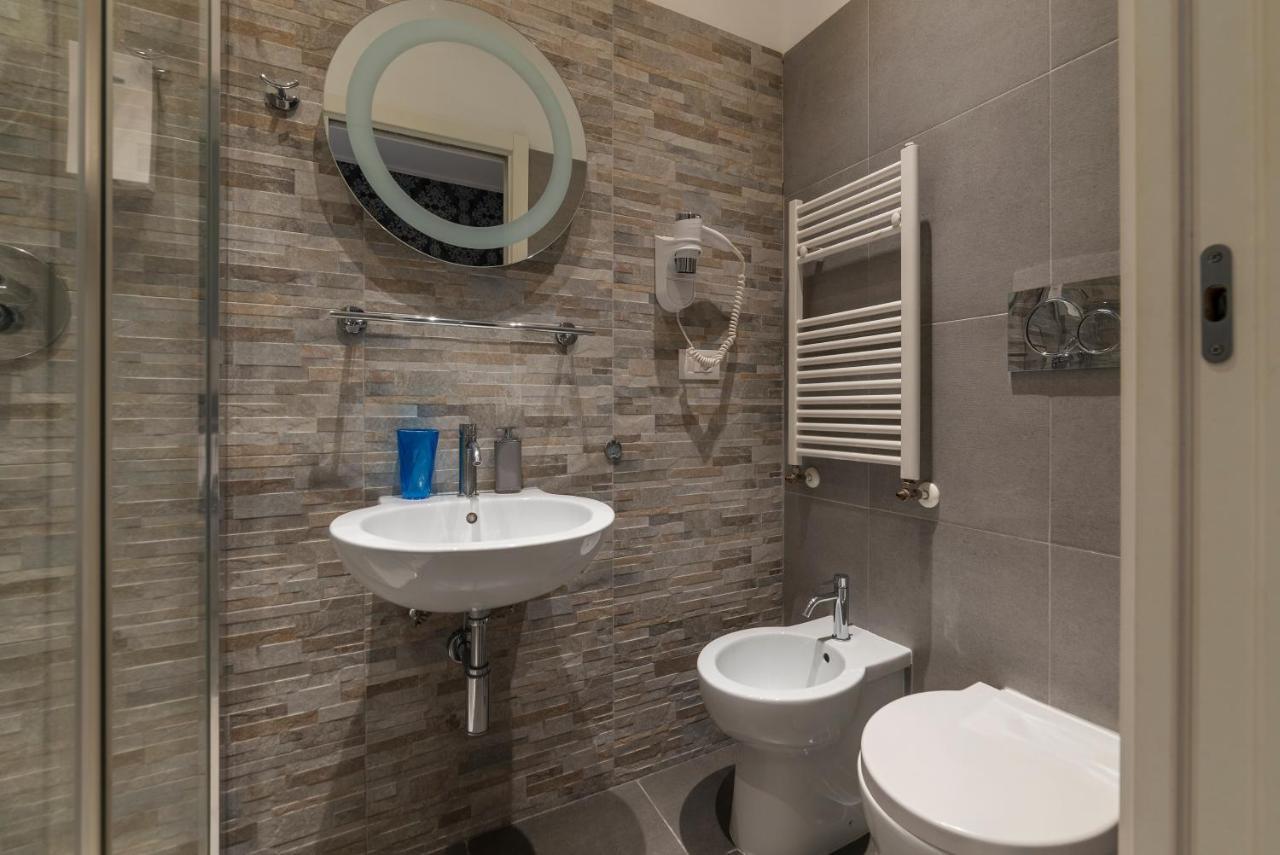 Frattina 1 - Fromhometorome Apartment